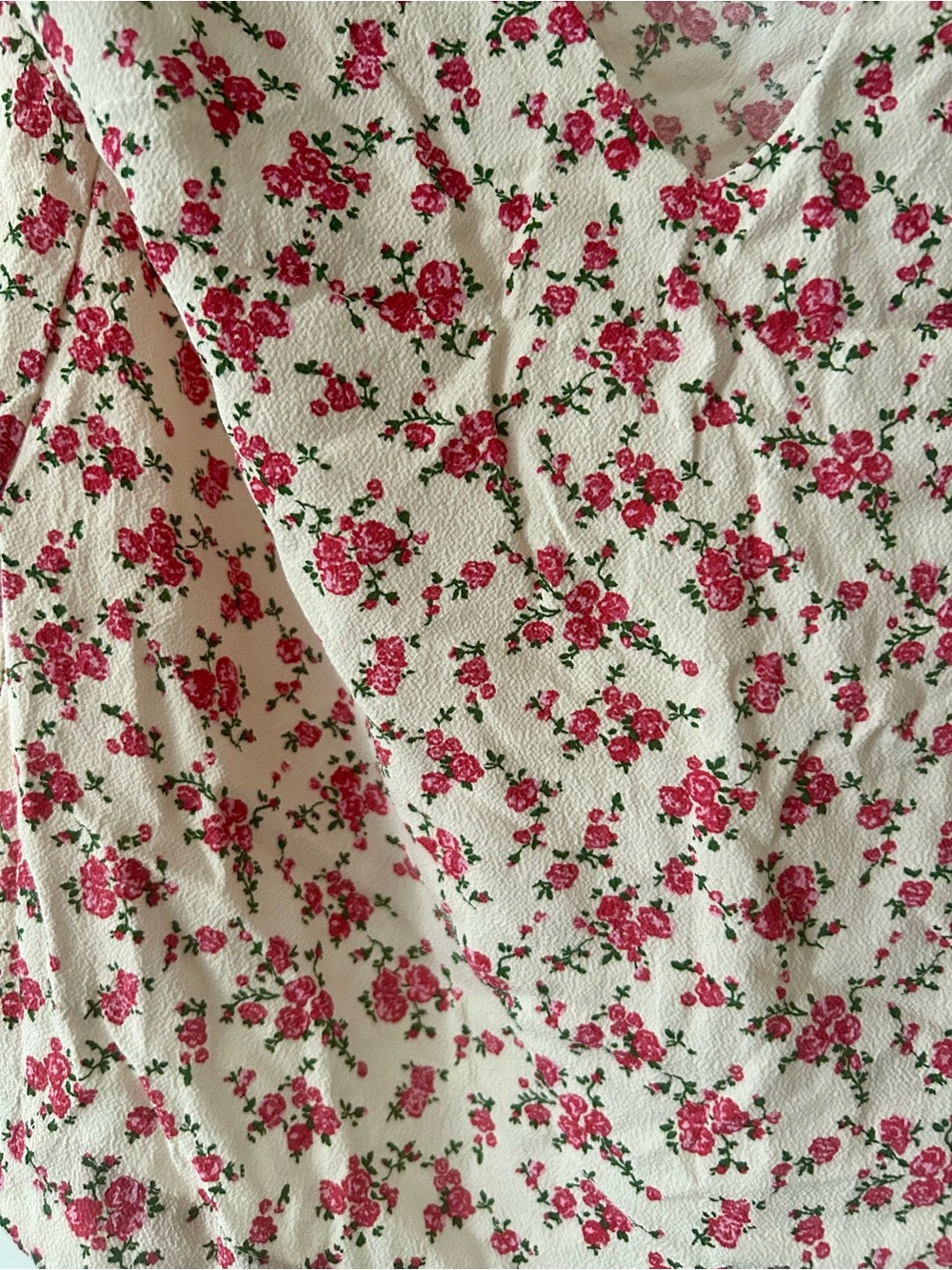 Sezane Lara blouse in pink rose floral - Picture 3 of 4